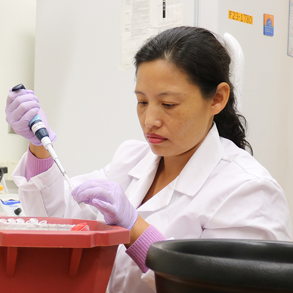Faculty Member Xiao Hui Zhou